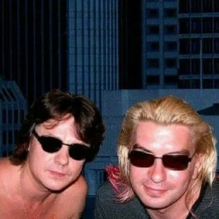😎