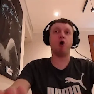 😱