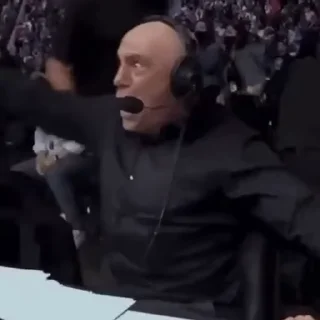 😱