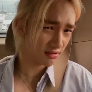 😐
