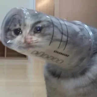 ☹