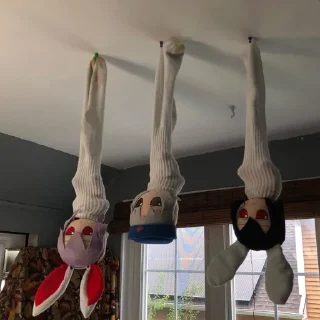 😧