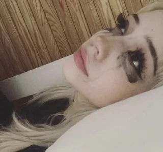 😭
