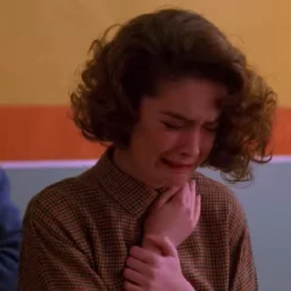 😭