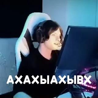 😂