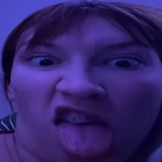 🤮