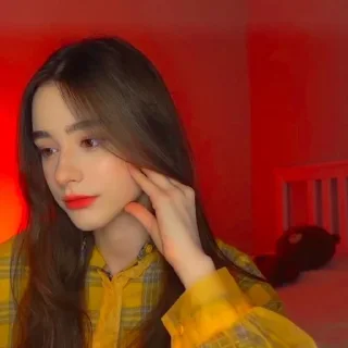 🎨