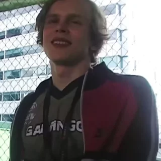 😊