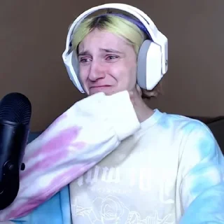 😢