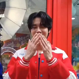 🤩