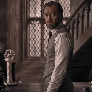 🎬