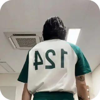 👕