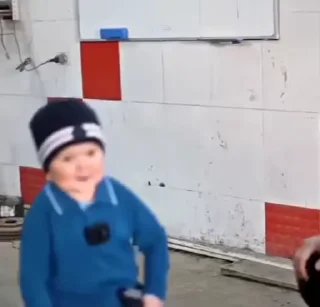 😀