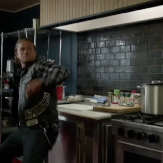 👊