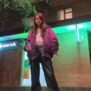 🧍