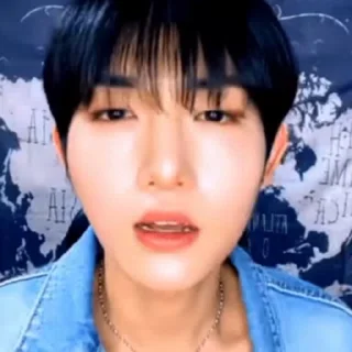 😘