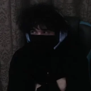 😑