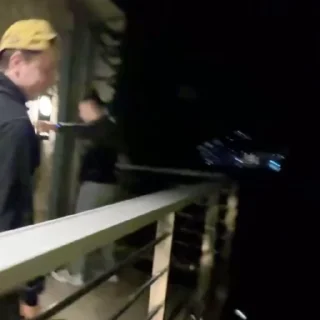 😪