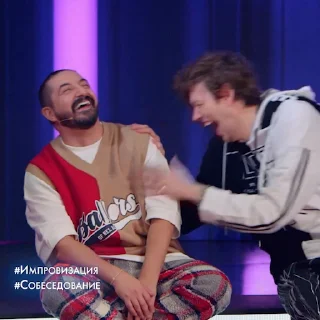 😂