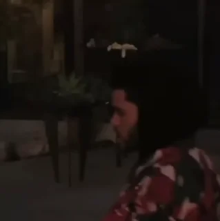 🕺
