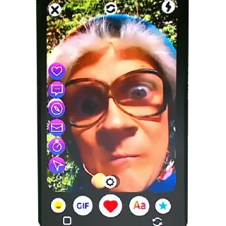 👀