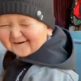 😂
