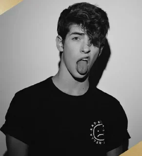 😝