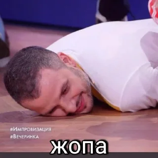⚰