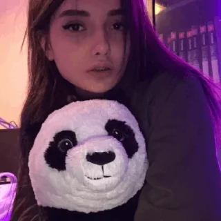 🥺