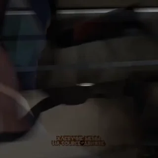 😨