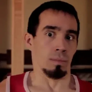 🤨