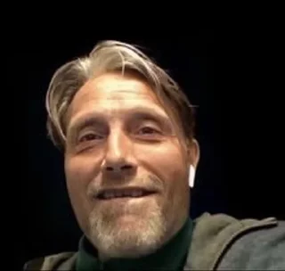 😎