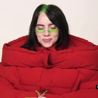 😈