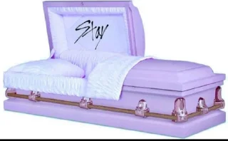 ⚰️