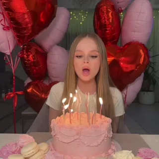 🎂