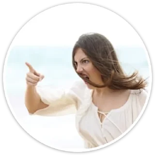 😠
