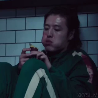 😋