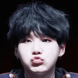 😽