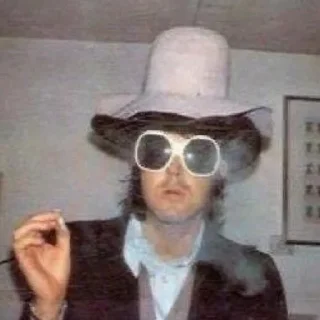 🤠