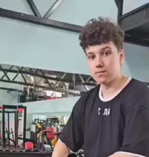 😏