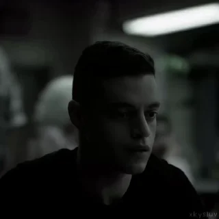 😔