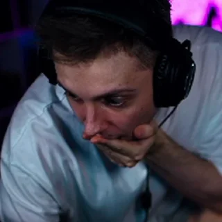 🤭