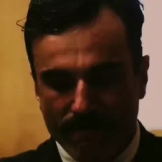 🎭