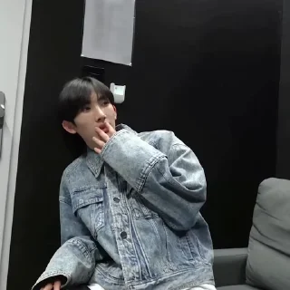 📎