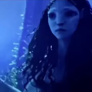 🤨