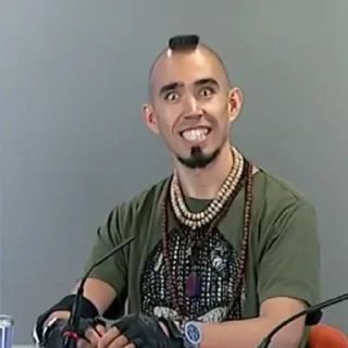 😀