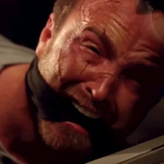 😭