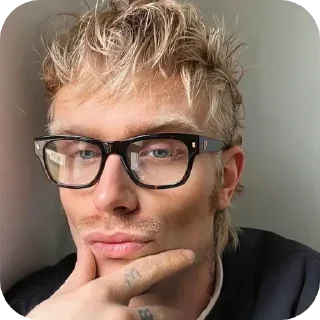 🤨