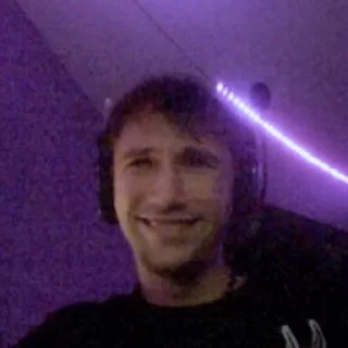 🥴