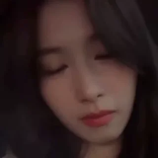 👀